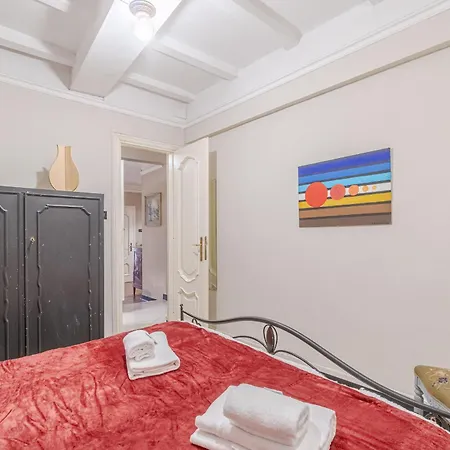 Guesthost - Santa Caterina Charming - Lovely In