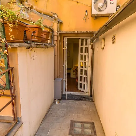 Guesthost - Santa Caterina Charming - Lovely In