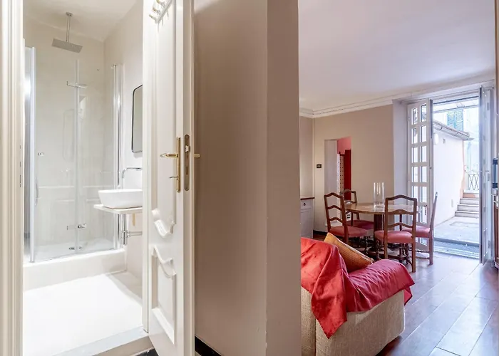Guesthost - Santa Caterina Charming - Lovely In 아파트