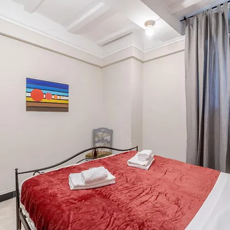 Santa Caterina Charming - Lovely In Genova