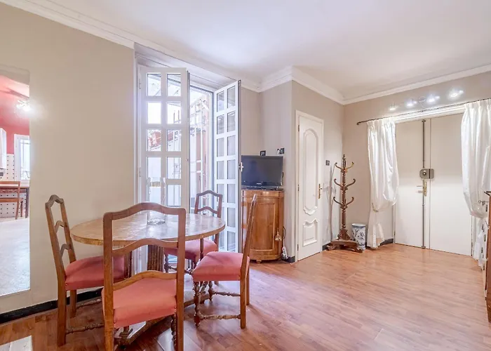 Guesthost - Santa Caterina Charming - Lovely In Apartmán