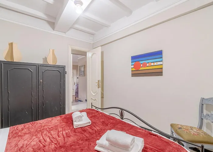 Guesthost - Santa Caterina Charming - Lovely In